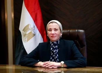 من قطع الأشجار إلى إنقاذ الصحراء.. ياسمين فؤاد تتحدى المنطق في الأمم المتحدة!
