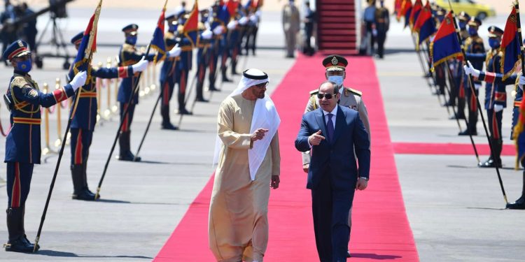 الرئيس السيسى يعقد اجتماعين موسعًا ومغلقًا مع الشيخ محمد بن زايد بالاتحادية