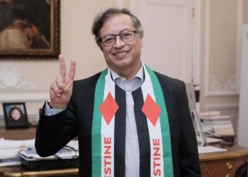 من نيويورك إلى غزة.. رئيس كولومبيا يفتح باب التطوع للقتال من أجل فلسطين
