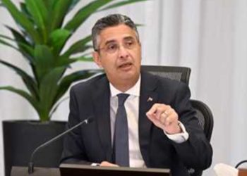 وزير التموين يعلن تثبيت سعر رغيف الخبز البلدي المدعَّم عند 20 قرشًا رغم زيادة أسعار السولار
