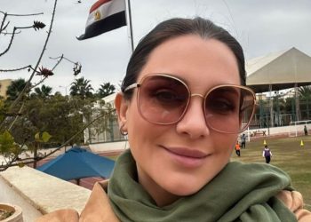 سلاف فواخرجي: السلام عقيدة وطن وإرادة شعب واللي ميعرفش مصر ميعرفش يعني إيه دنيا