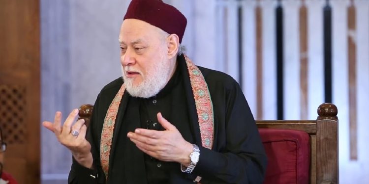 رمزًا لاستجابة الدعاء.. علي جمعة يدافع عن السيد البدوي