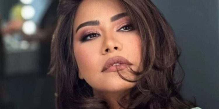استدعاء شقيق شيرين عبد الوهاب لسماع أقواله في بلاغها ضده بعدم التعرض