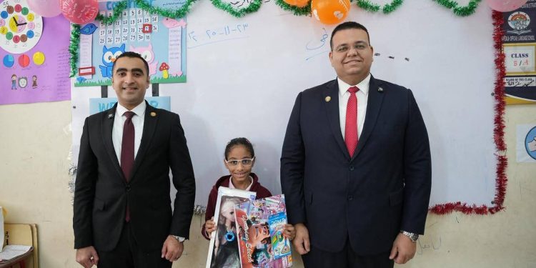 جبر الخواطر.. النيابة العامة ترافق التلميذة حور بعد تعرضها للتنـمر من زميلاتها في أول أيام عودتها للمدرسة