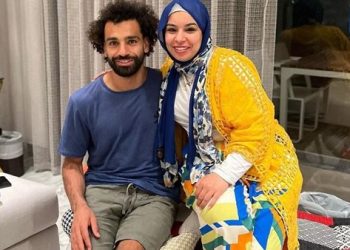 كفاية غل.. شقيقة محمد صلاح تهـاجم منتقديه بعد أزمته الأخيرة
