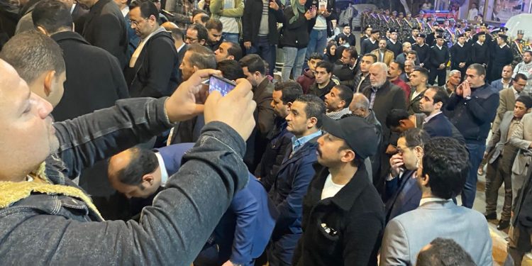 تشييع مهيب لضحايا حادث الطريق الصحراوي الشرقي بالمنيا