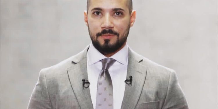عبدالله رشدي ينصح الأباء: متقبلش إن بنتك أو مراتك تتهاون في الحجاب والاحتشام دا فرض ربنا