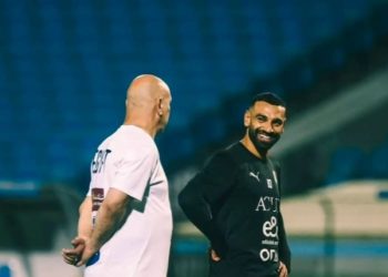 دائما رمز للإصرار والقوة.. رسالة من حسام حسن إلى محمد صلاح بعد أزمته في ليفربول