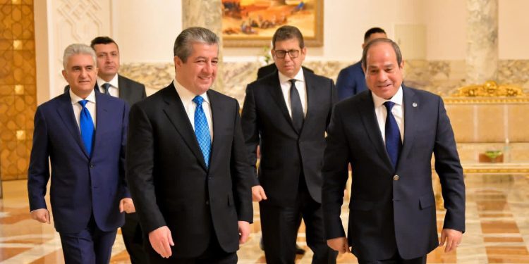 الرئيس السيسي يجتمع مع مسرور بارزاني رئيس حكومة كردستان – العراق
