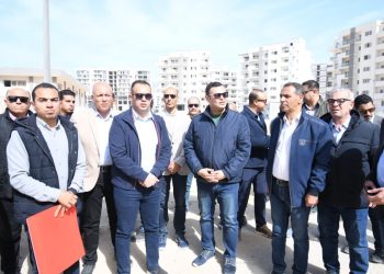 وزير الإسكان يتفقد «مزارين» بالعلمين الجديدة ويشدد على الإسراع في التنفيذ قبل رمضان