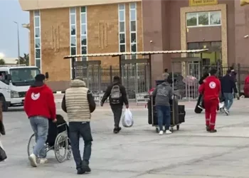 معبر رفح يستقبل دفعة جديدة من الفلسطينيين العائدين إلى قطاع غزة