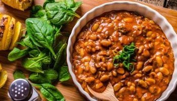 مواعيد السحور والإفطار وساعات الصيام طوال شهر رمضان