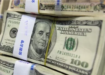 تحركات ملحوظة في سعر الدولار داخل البنوك المصرية اليوم الإثنين