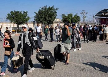 استمرار عودة الفلسطينيين عبر رفح.. وصول الدفعة الخامسة إلى غزة