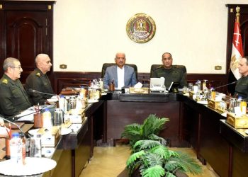 القوات المسلحة تجري مراسم تسليم وتسلم القيادة بحضور القائد العام ووزير الدفاع السابق