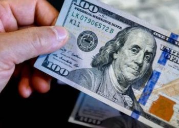 استقرار سعر الدولار اليوم في البنوك المصرية تحت 48 جنيهًا