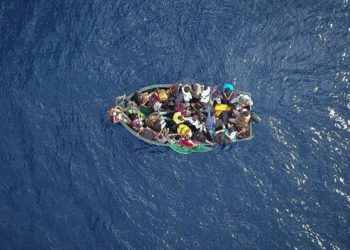 بعد فاجعة خيوس.. العثور على مهاجرين جدد والتحقيق يتوسع في تصادم خفر السواحل
