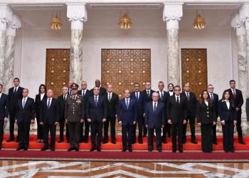الوزراء الجدد يؤدون حلف اليمين الدستورية أمام الرئيس السيسي