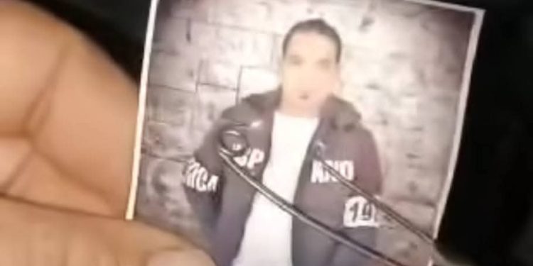 معمولة على عرسة ميتة.. زوج يعثر على أعمال سحر بالخراب والمـوت داخل شنطة سفر أسفل سريره