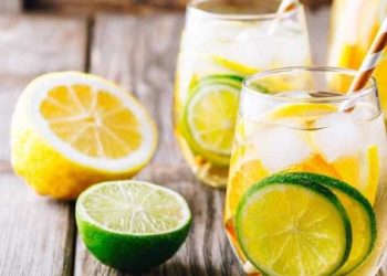 منها الحليب والشاي الأخضر..مشروبات دافئة تساعد على ترطيب الجسم خلال السحور