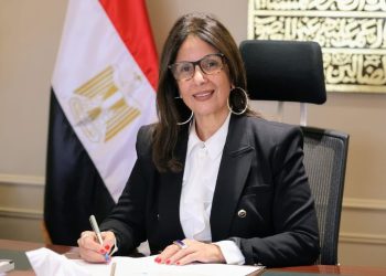 في ساعات العمل الأولى بعد حلف اليمين الدستوري