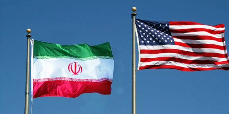 إيران تعتبر محادثاتها مع أمريكا خطوة للأمام وتؤكد تمسكها بتخصيب اليورانيوم
