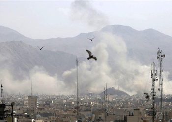 عاجل: انفجارات وهجمات عسكرية على إيران.. والتصعيد مع 5 دول خليجية