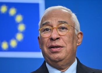 رئيس المجلس الأوروبي: الاتحاد يسعى لبدء مفاوضات انضمام أوكرانيا “في أقرب وقت ممكن” رغم الفيتو المجري