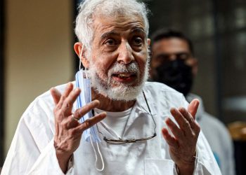 المؤبد للإرهابي محمود عزت و36 آخرين بتهمة التخابر مع دول أجنبية