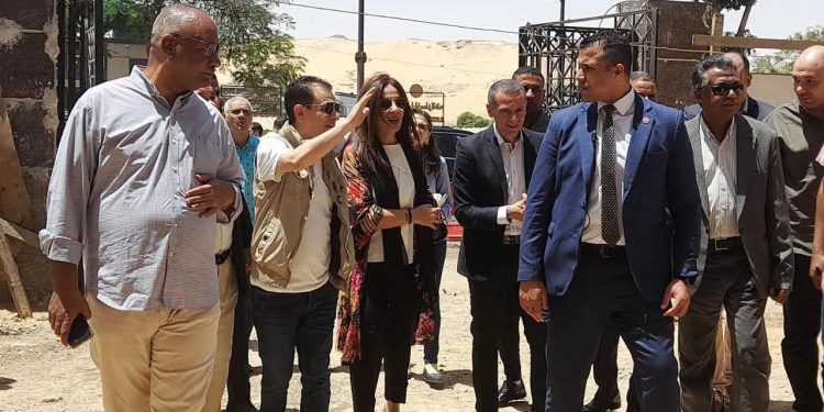 الدكتورة جيهان زكي توجه بسرعة الانتهاء من أعمال تطوير وتجديد قصر ثقافة أسوان خلال 6 أشهر