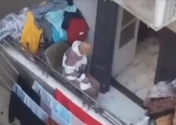 كان مربوط في البلكونة …. إحالة المتهمين في واقعة مسن دار مصر الجديدة للمحاكمة