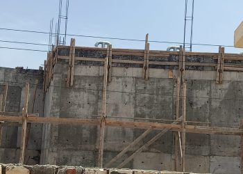 أزمة طريق في مطروح.. مطالب بإزالة تعديات على شارع حيوي بسيدي عبد الرحمن